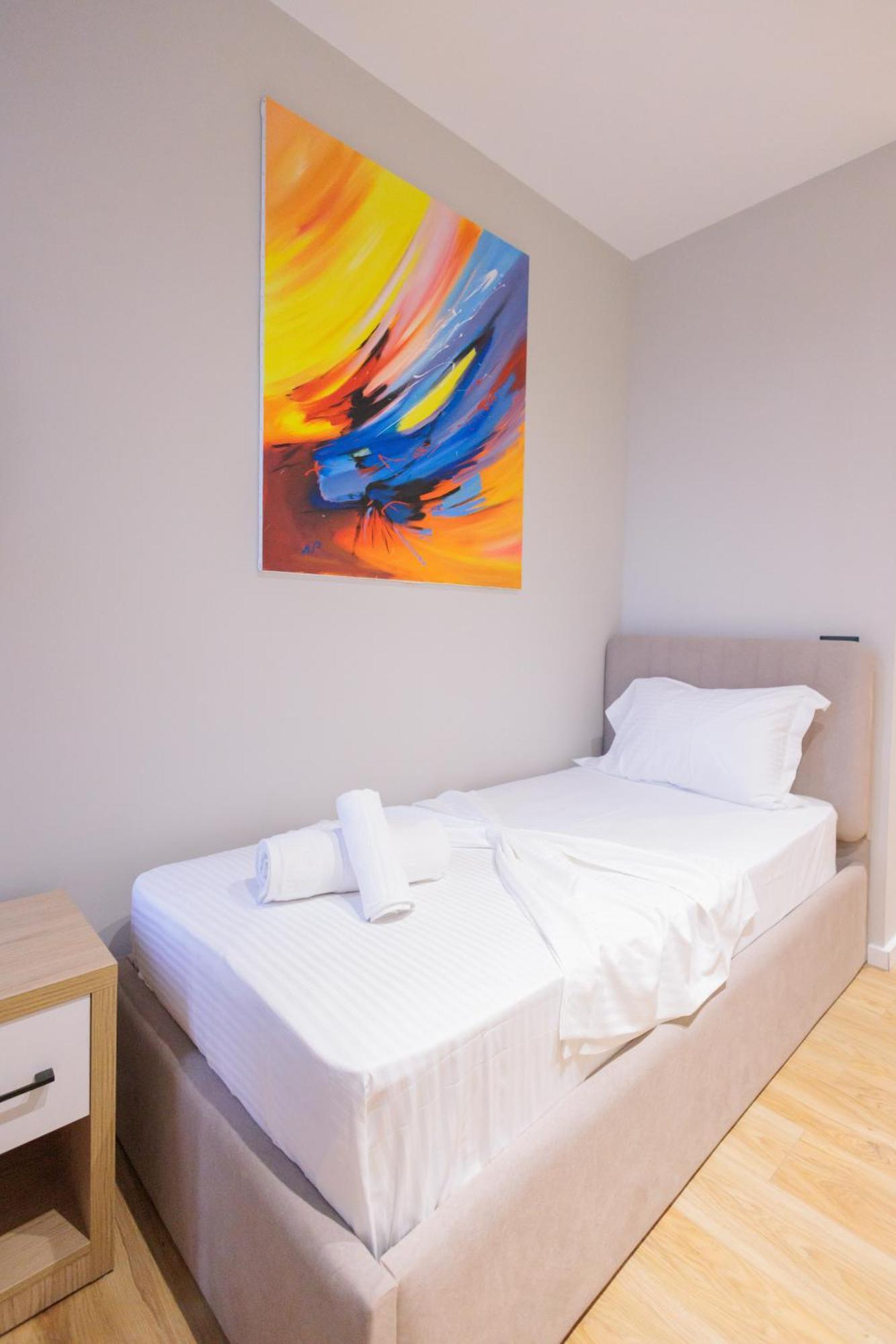 Bel Ami Tirana 2 Otel Dış mekan fotoğraf