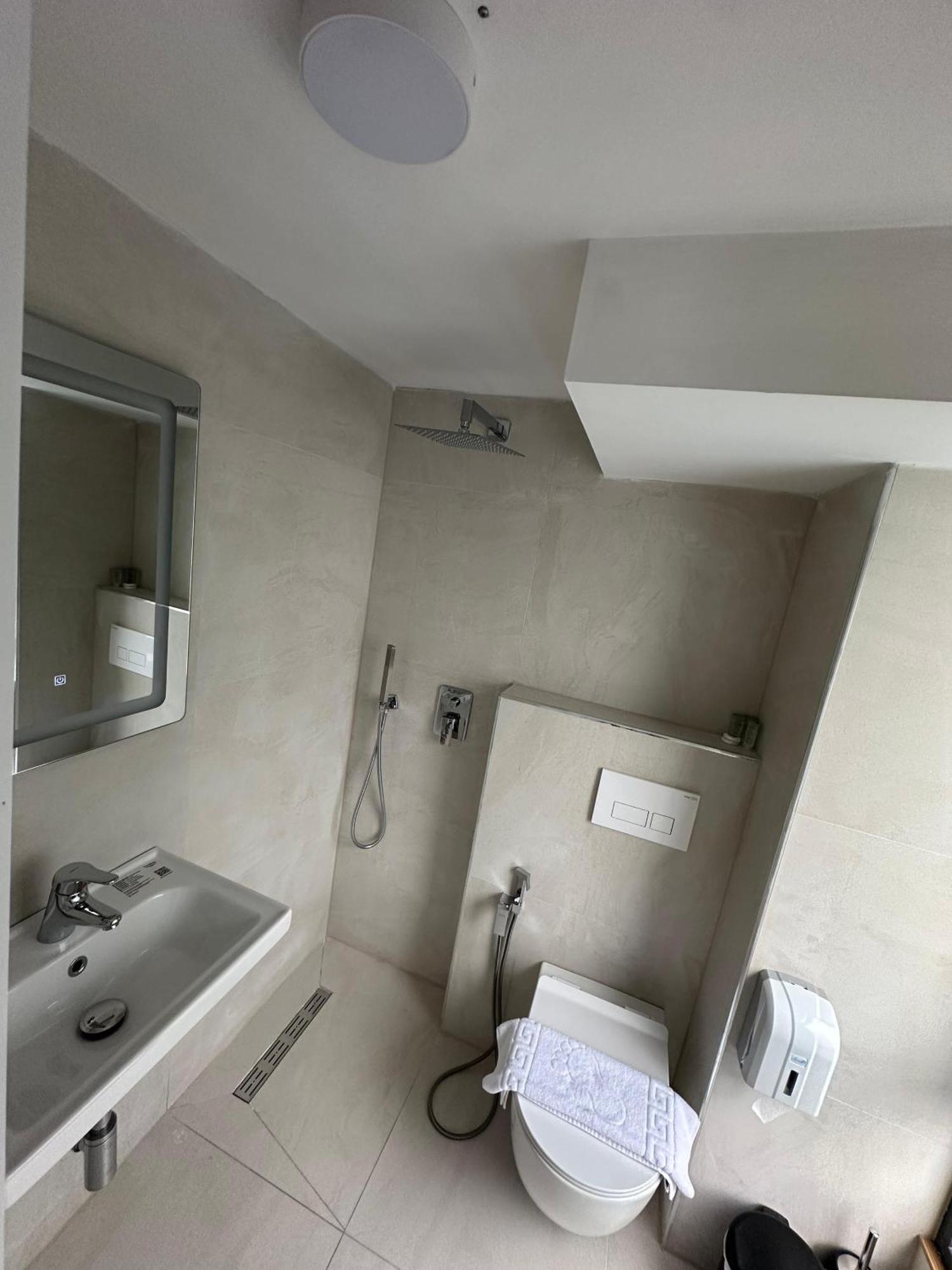 Bel Ami Tirana 2 Otel Dış mekan fotoğraf