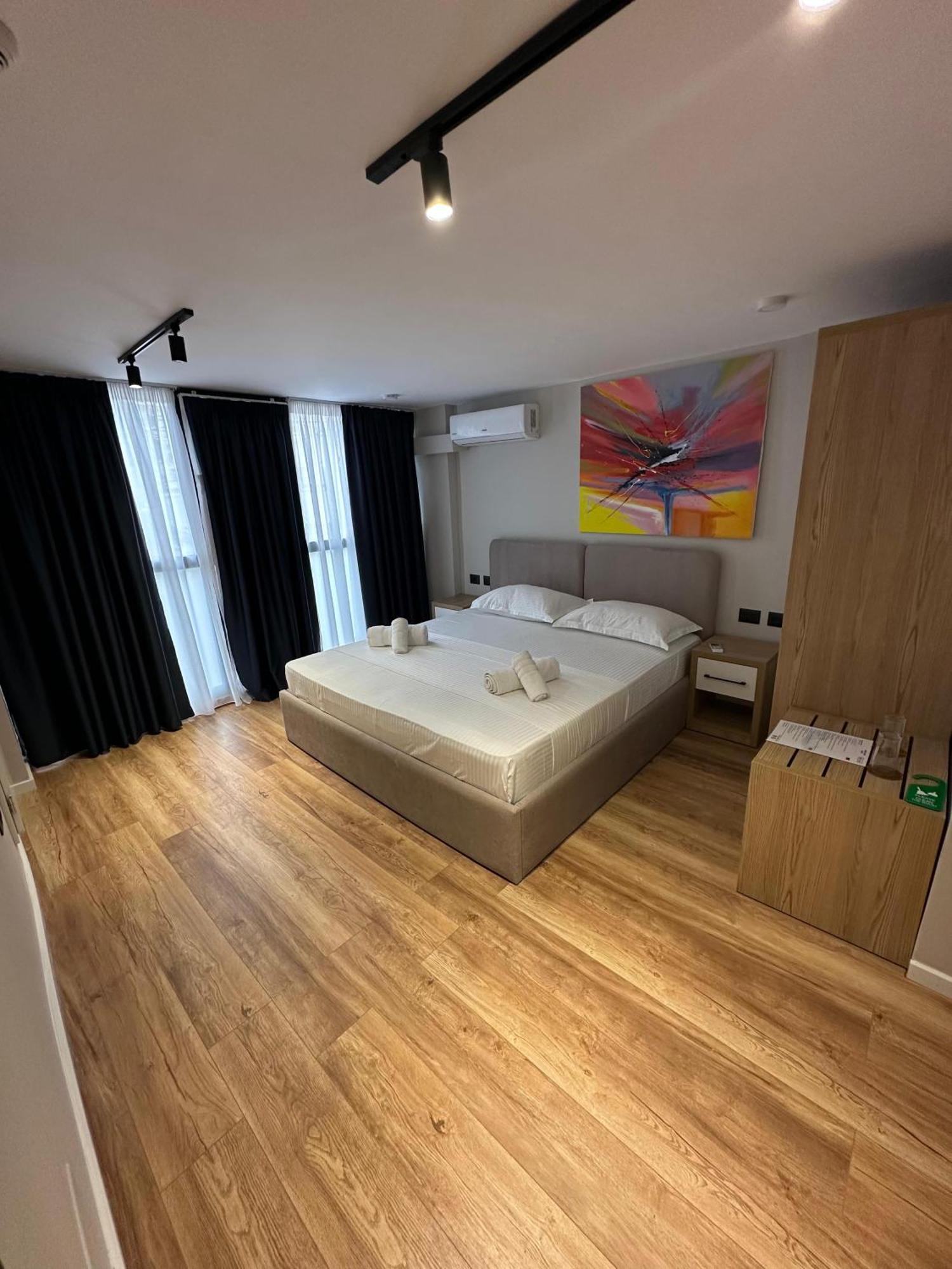 Bel Ami Tirana 2 Otel Dış mekan fotoğraf